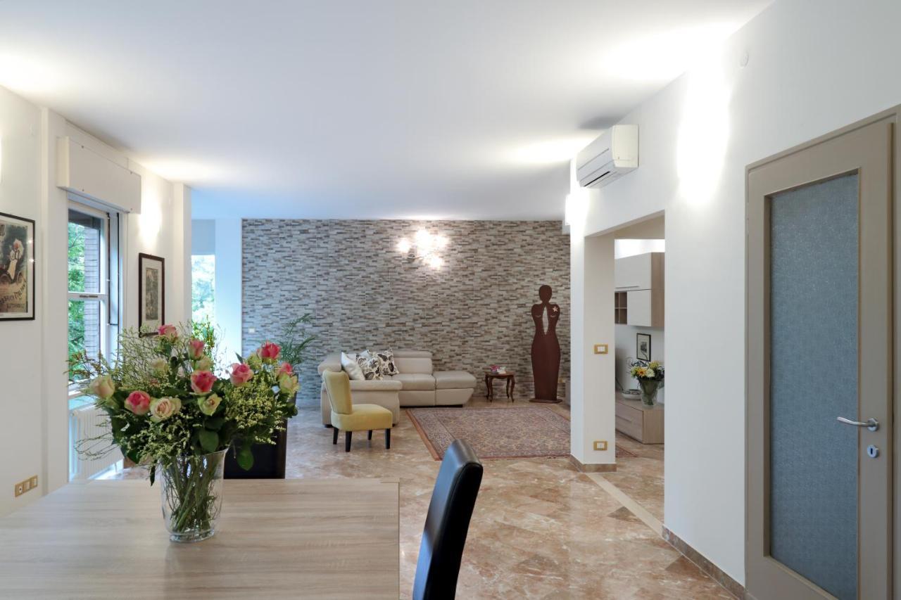 Spazioso Con 3 E 2 Bagni, Super Centrale!
