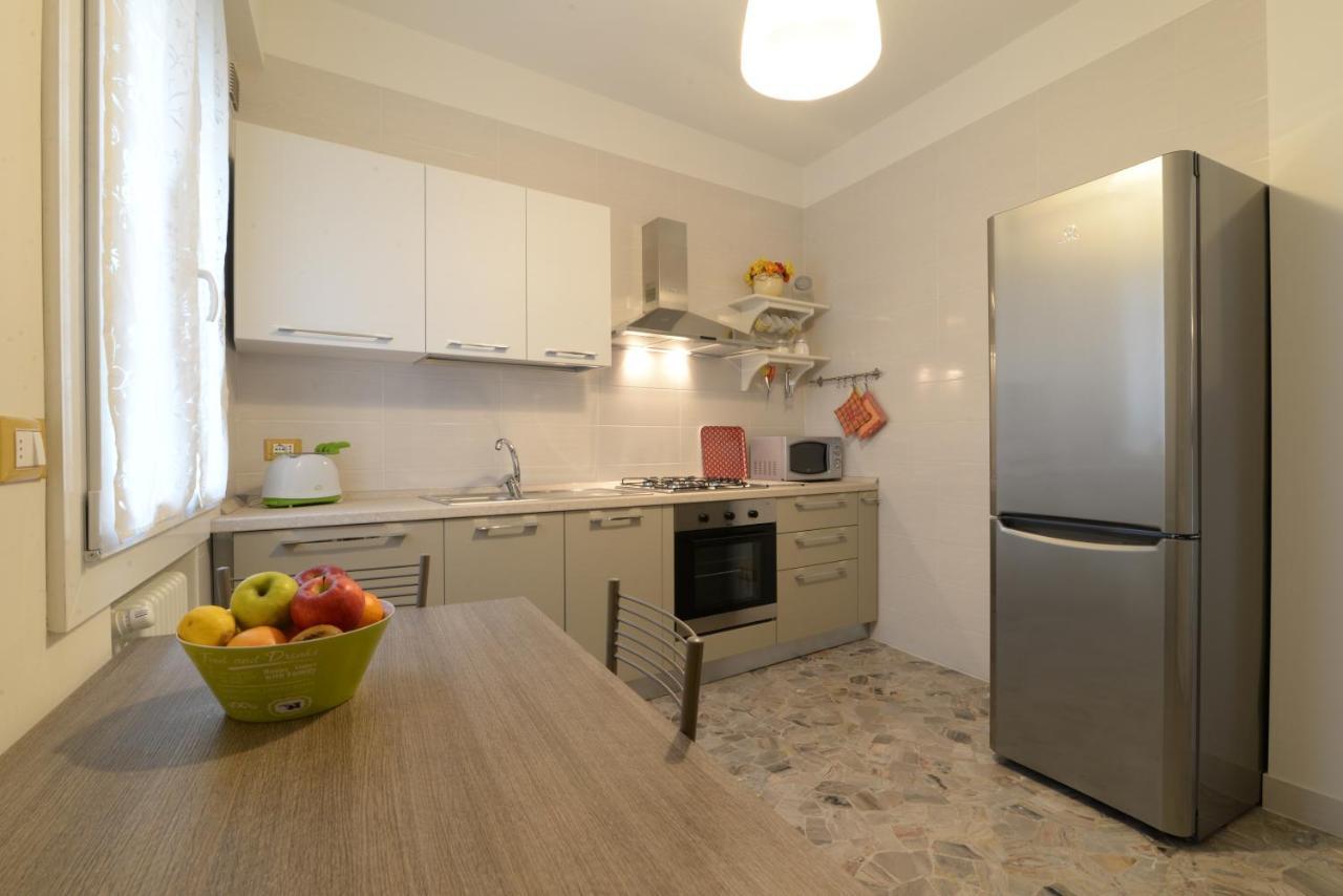 Spazioso Con 3 E 2 Bagni, Super Centrale! Appartamento *